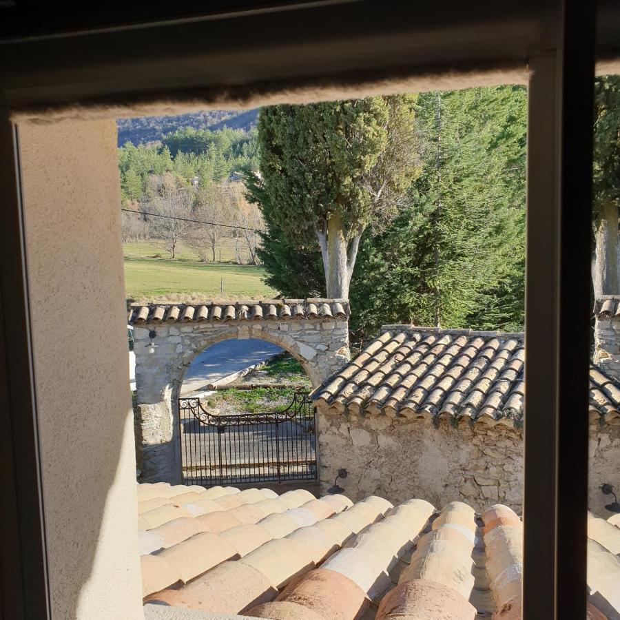 Mas De Reilhanette Montbrun-les-Bains Dış mekan fotoğraf